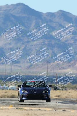 media/Nov-23-2025-Speed Ventures (Sun) [[88f20b6e61]]/2-Orange Group/Session 2 (Turns 16 and 17 Exit)/